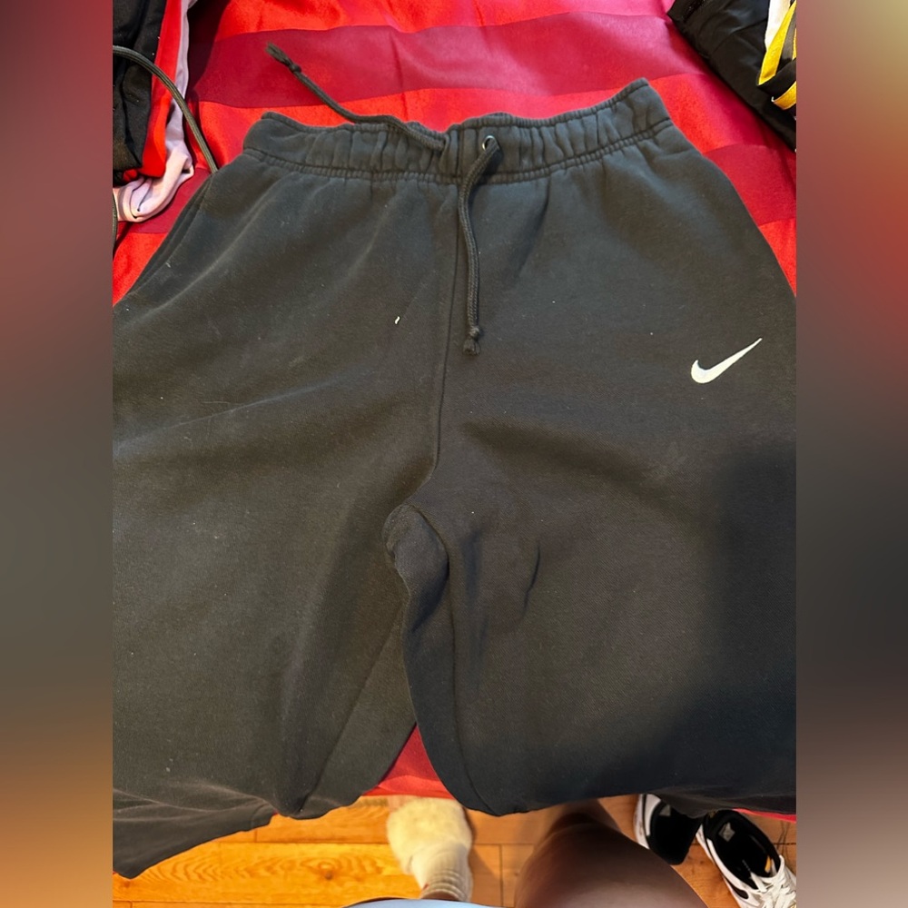 XSMALL Nike Women sweats, worn once, great condition